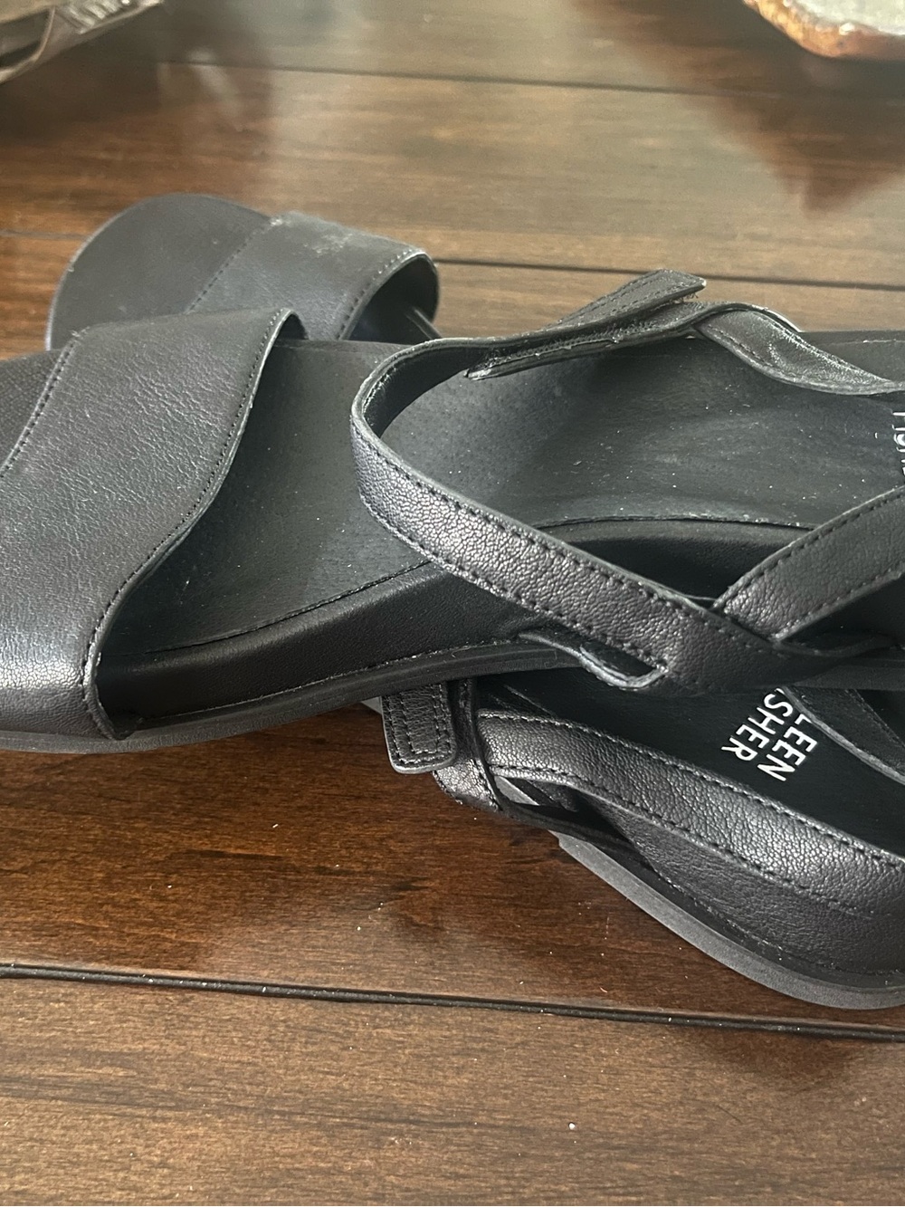 Eileen Fisher Black Leather Slide Sandals - Picture 3 of 3